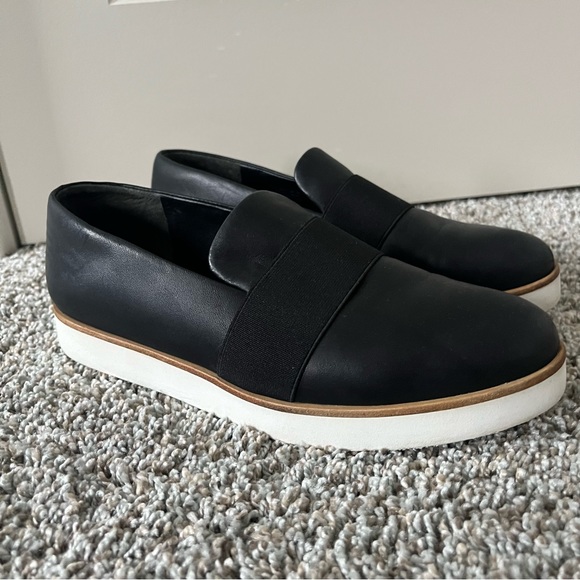 Via Spiga Tyson Leather Slip-On Sneaker - Picture 10 of 10